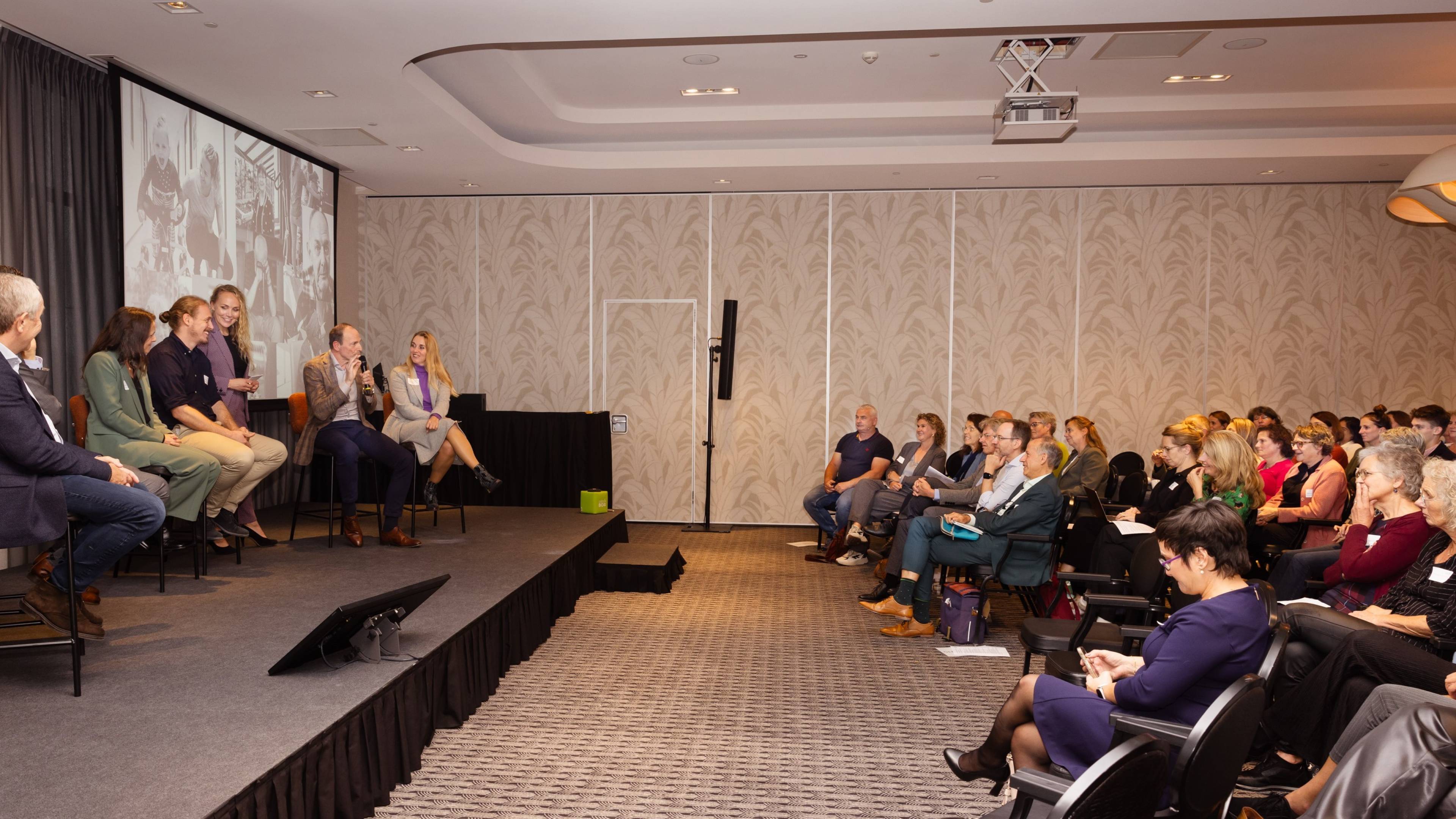 Betrokkenheid en inspiratie op de conferentie over laag volume hoog complexe zorg